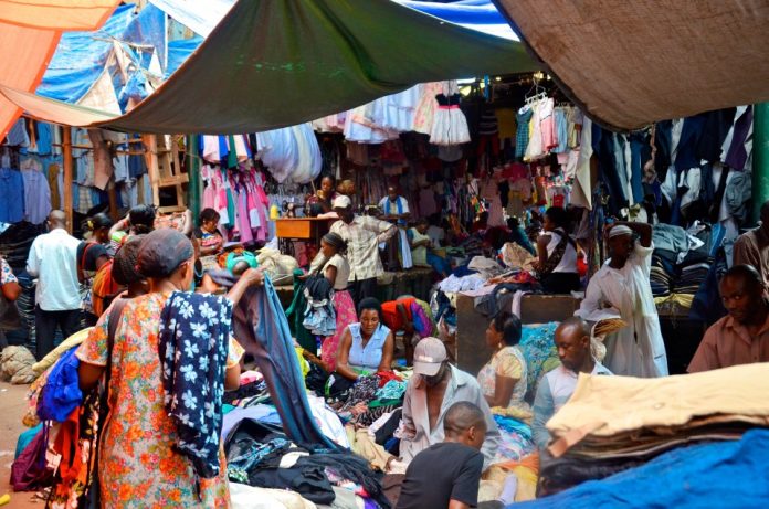 Owino Market: 14 Tips for buying second hand clothes